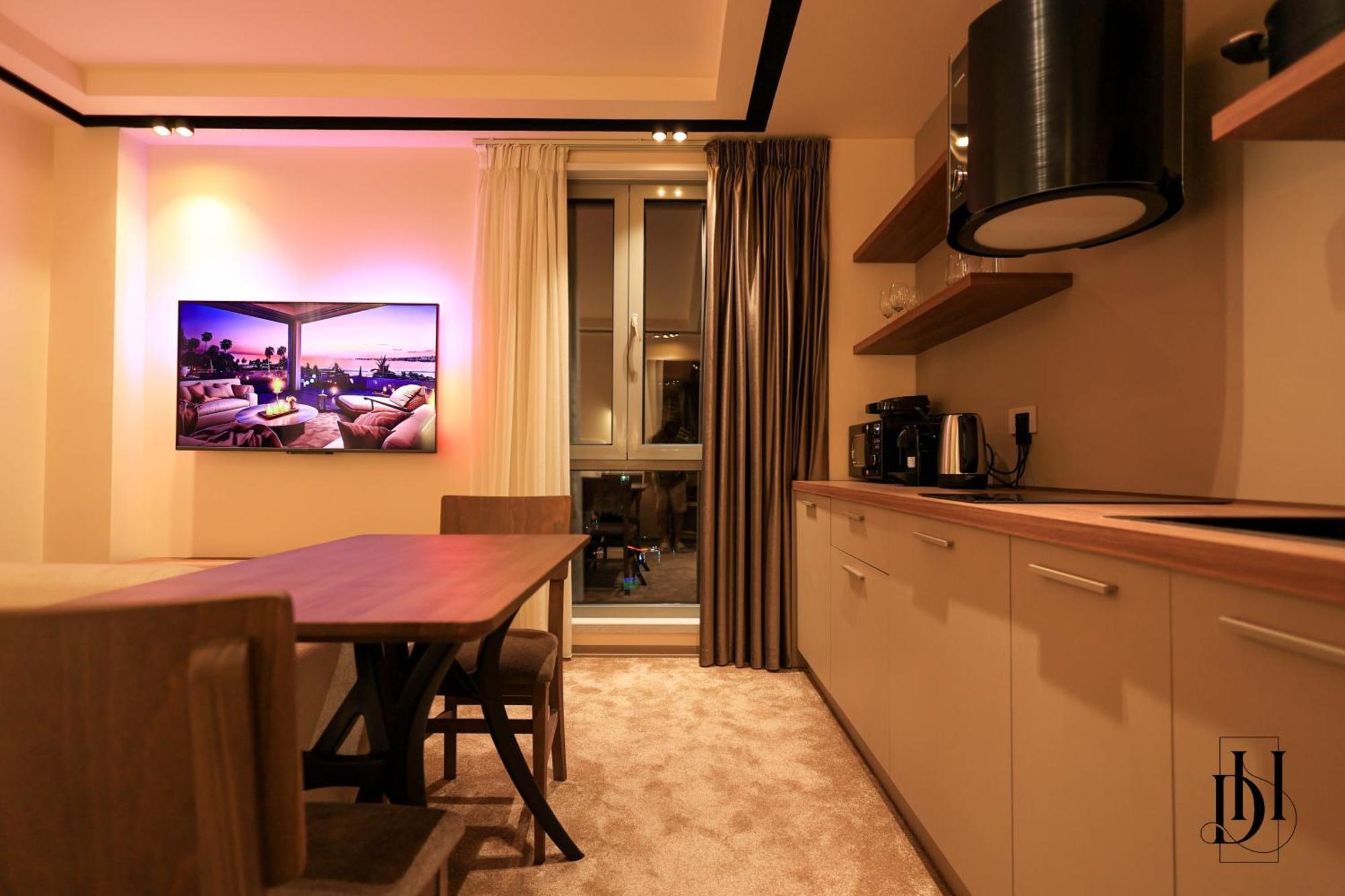 Deha Rooms & Apartments 地拉那 外观 照片