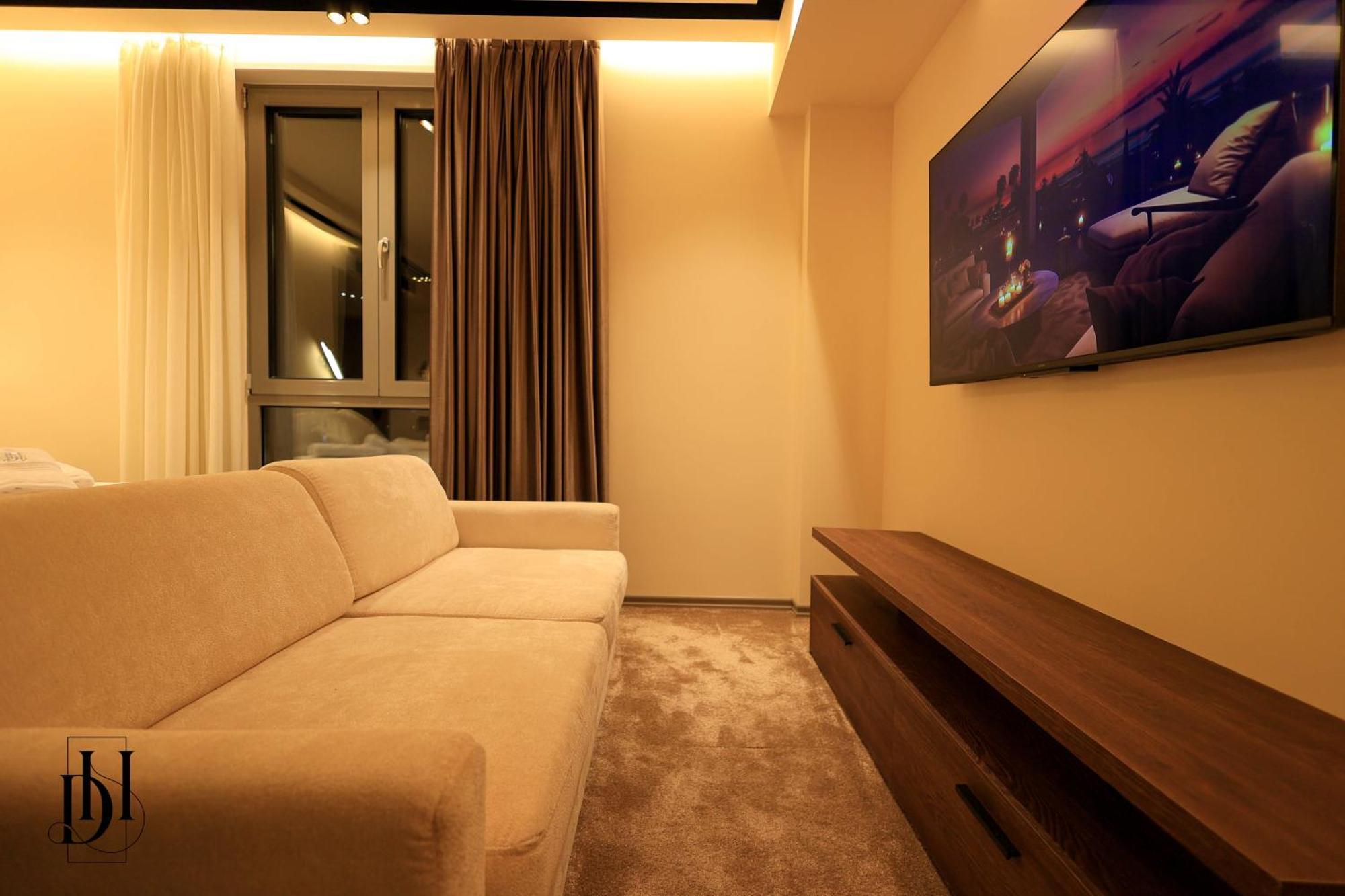 Deha Rooms & Apartments 地拉那 外观 照片