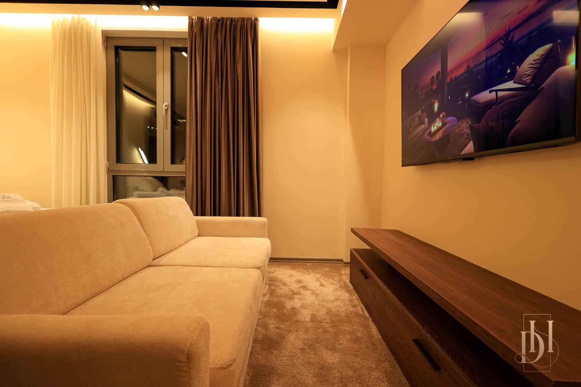 Deha Rooms & Apartments 地拉那 外观 照片